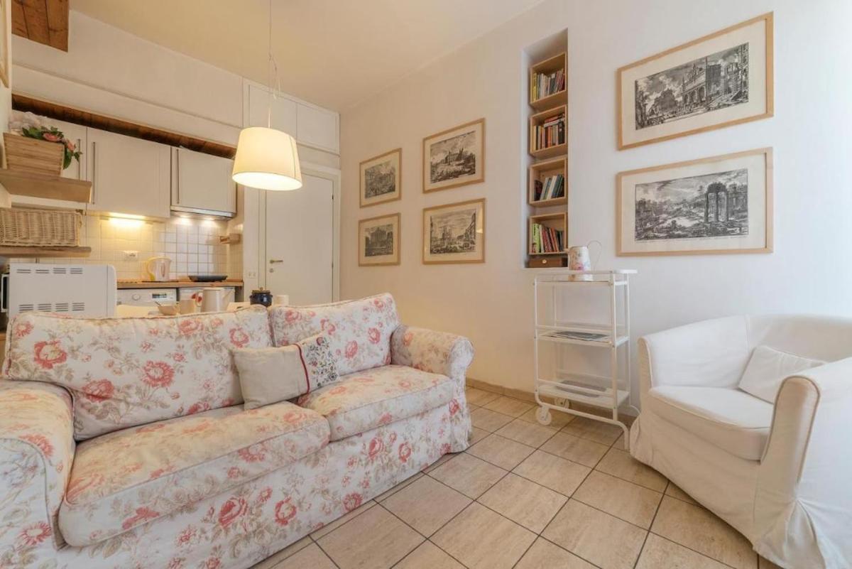 Romeathome146 - Monti *